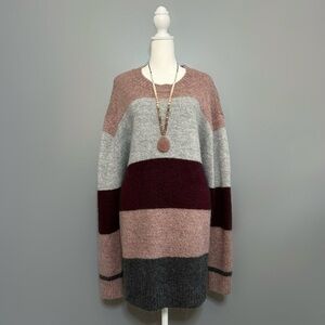 EUC Silverflint Gray/Purple/Mauve Striped Wool Blend Oversized Sweater Size L